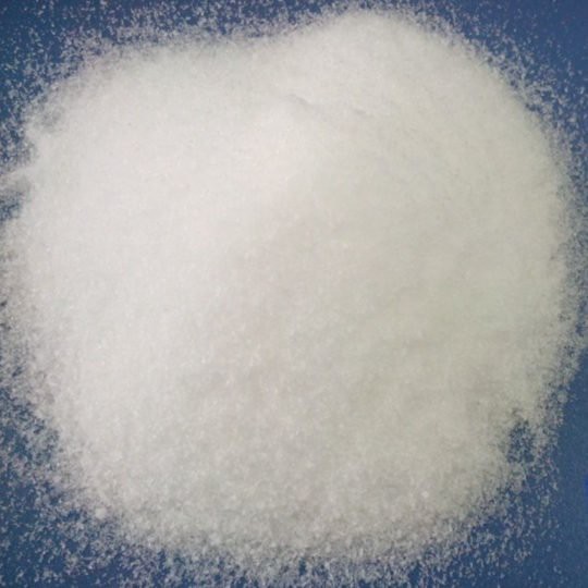Potassium nitrate edible